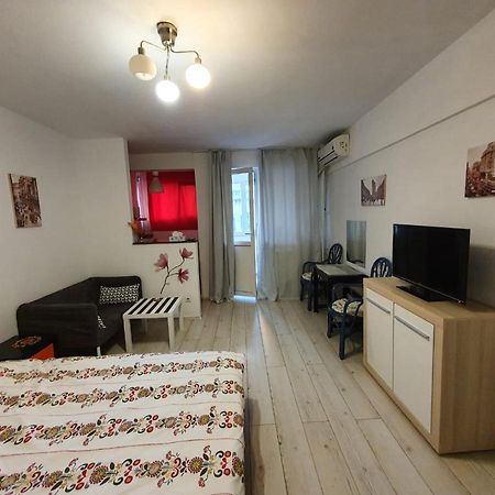 Garsonniera Maria Apartman Bukarest Kültér fotó